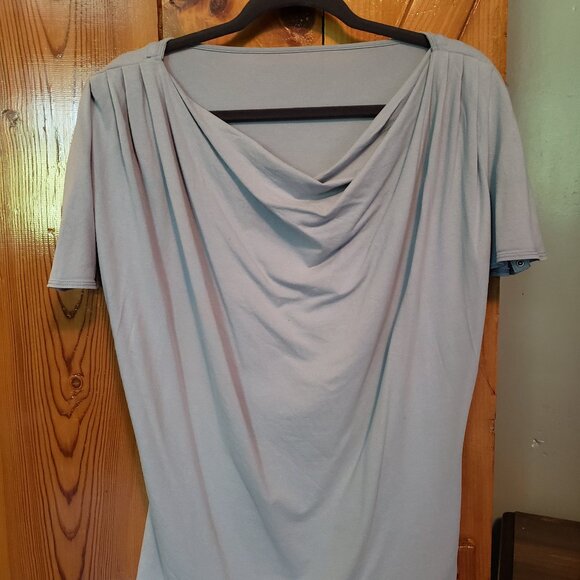 Encircled Evolve top - Picture 1 of 2